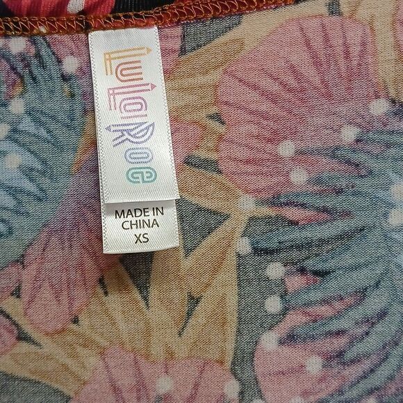 LuLa Roe Floral Print Women's Top XS Orange, Blue, White, Black Gold "Classic T" - Picture 2 of 9